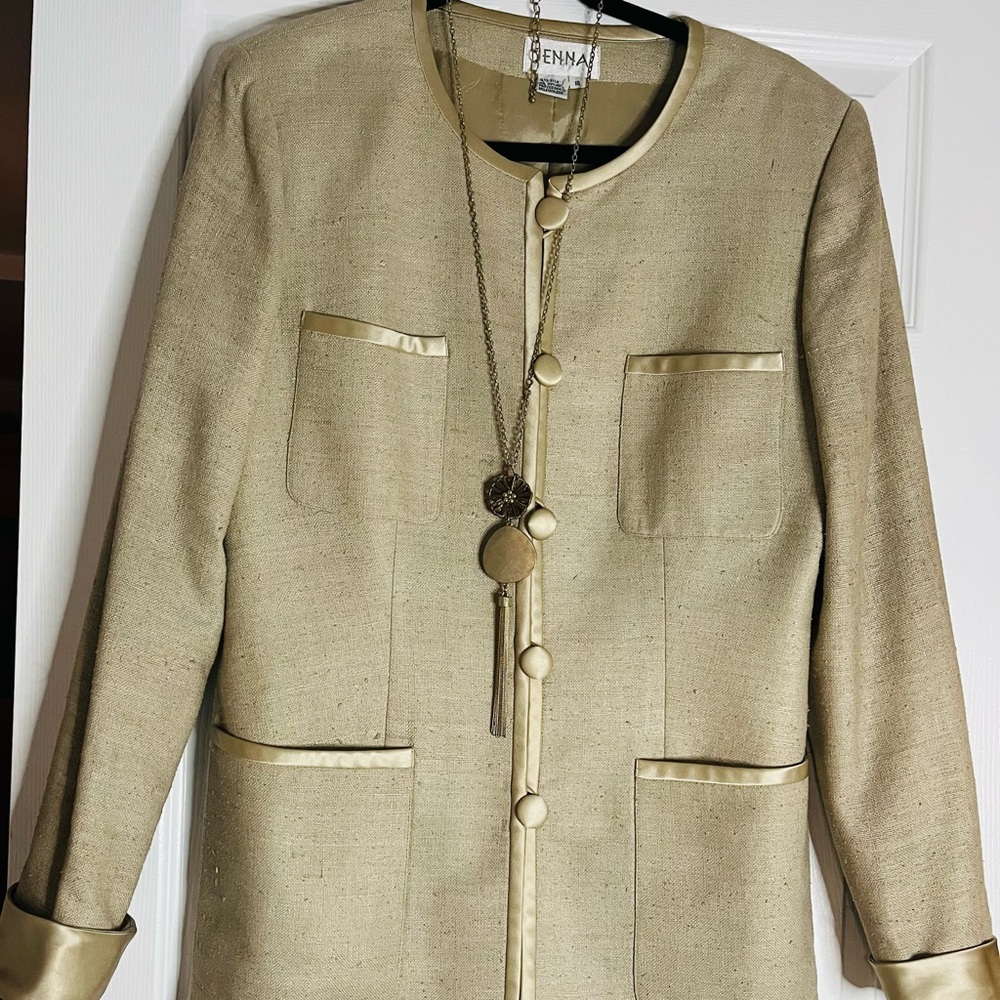 Women's Cream Jacket